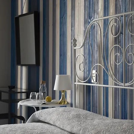 ホテル Piccolo Direkt Am