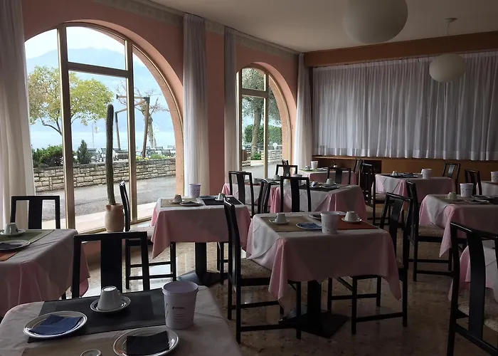 Piccolo Direkt Am Hotel Brenzone sul Garda