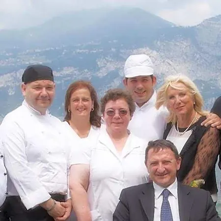 Piccolo Direkt Am ברנצונה סול גארדה