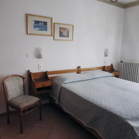 Piccolo Direkt Am Brenzone sul Garda