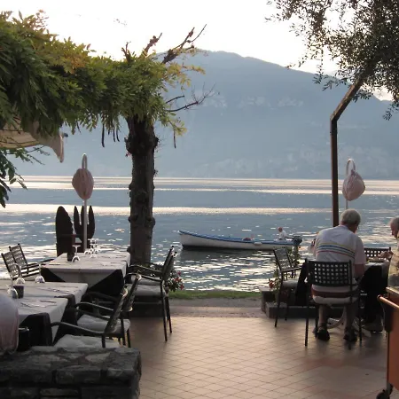 Piccolo Direkt Am Brenzone sul Garda