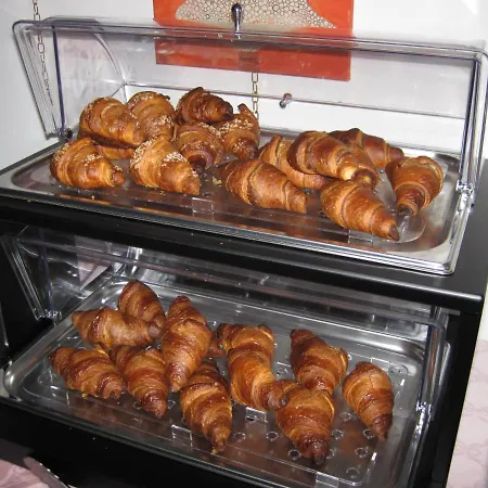 Piccolo Direkt Am Hotell