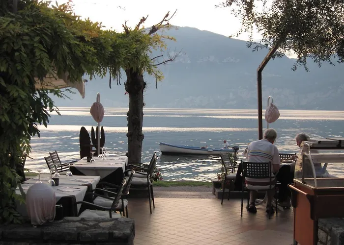 Piccolo Direkt Am Brenzone sul Garda